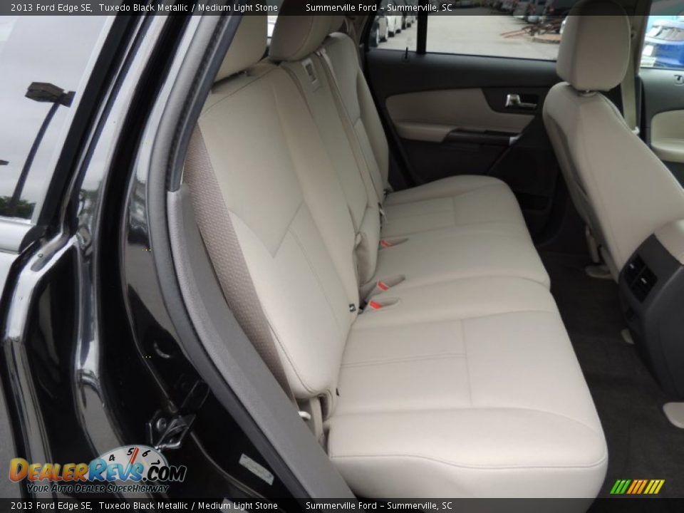2013 Ford Edge SE Tuxedo Black Metallic / Medium Light Stone Photo #11