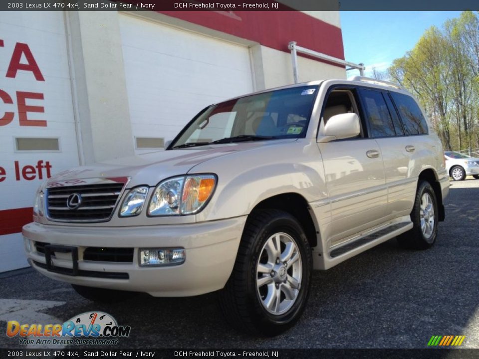 Front 3/4 View of 2003 Lexus LX 470 4x4 Photo #1