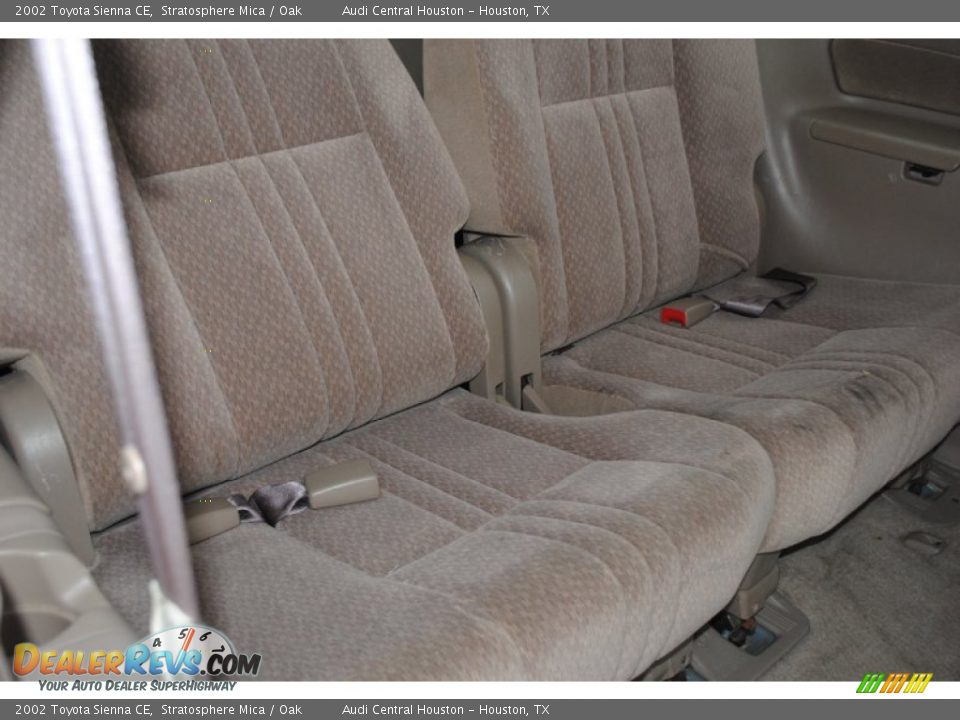 2002 Toyota Sienna CE Stratosphere Mica / Oak Photo #24