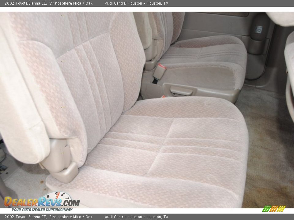 2002 Toyota Sienna CE Stratosphere Mica / Oak Photo #25