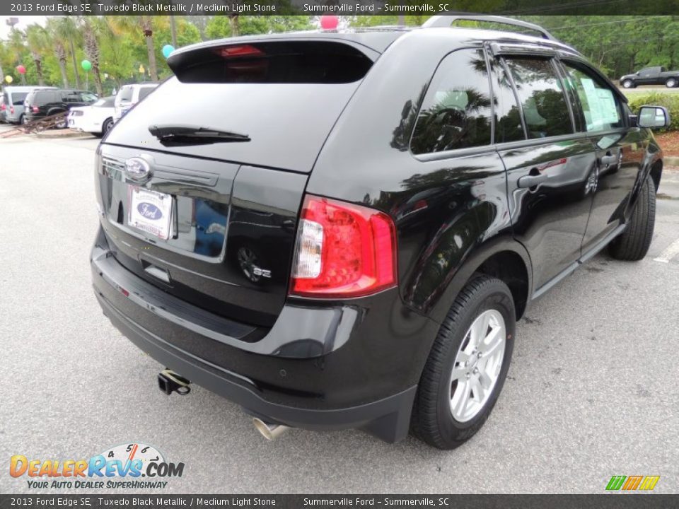 2013 Ford Edge SE Tuxedo Black Metallic / Medium Light Stone Photo #14