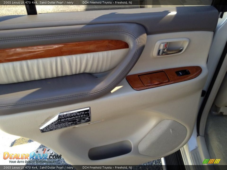 2003 Lexus LX 470 4x4 Sand Dollar Pearl / Ivory Photo #9