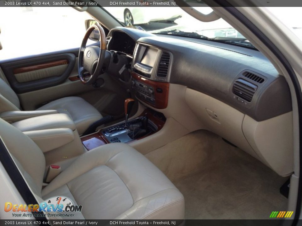 2003 Lexus LX 470 4x4 Sand Dollar Pearl / Ivory Photo #28
