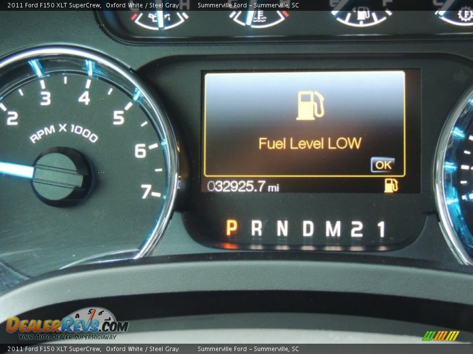 2011 Ford F150 XLT SuperCrew Oxford White / Steel Gray Photo #23