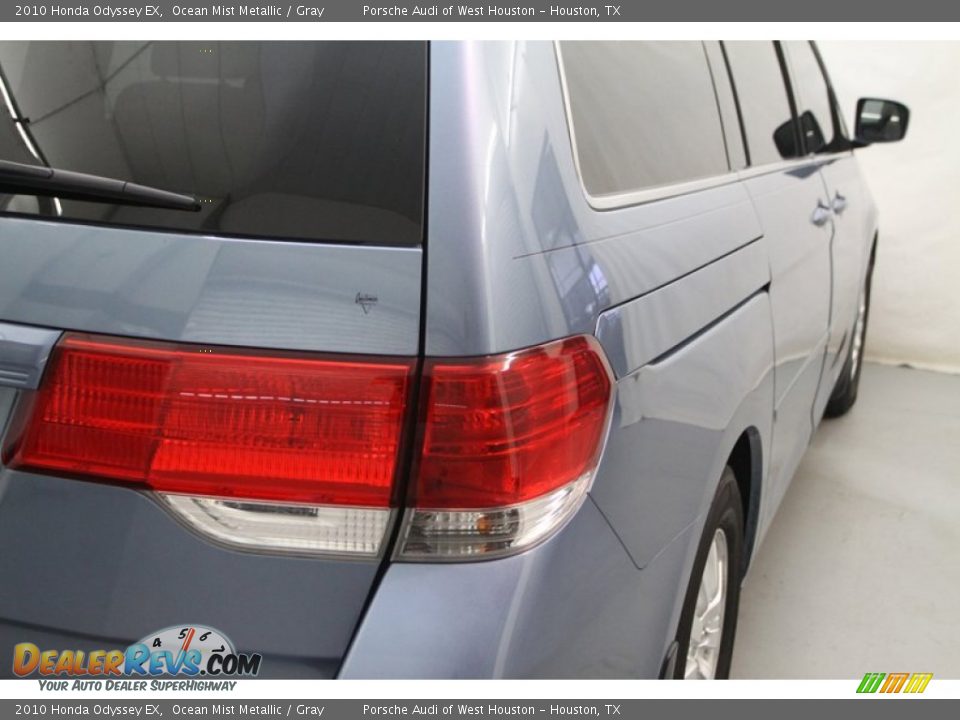 2010 Honda Odyssey EX Ocean Mist Metallic / Gray Photo #8