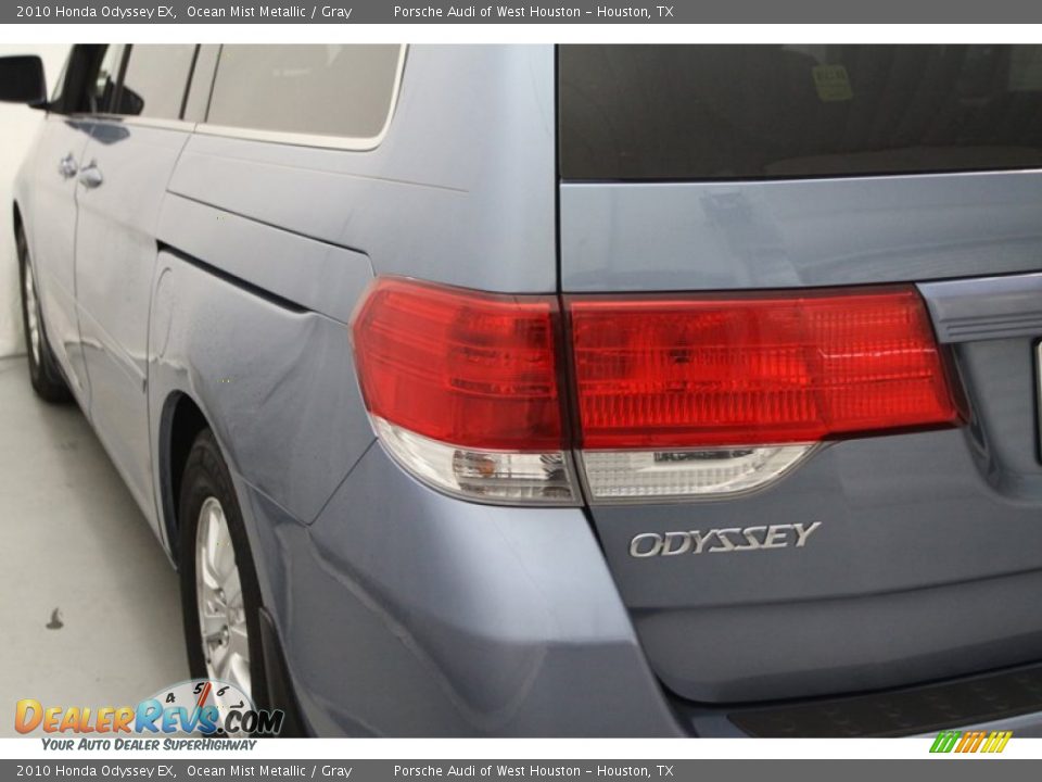2010 Honda Odyssey EX Ocean Mist Metallic / Gray Photo #9