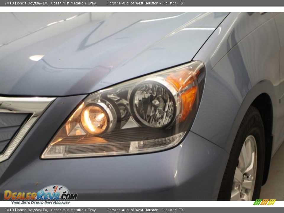 2010 Honda Odyssey EX Ocean Mist Metallic / Gray Photo #14