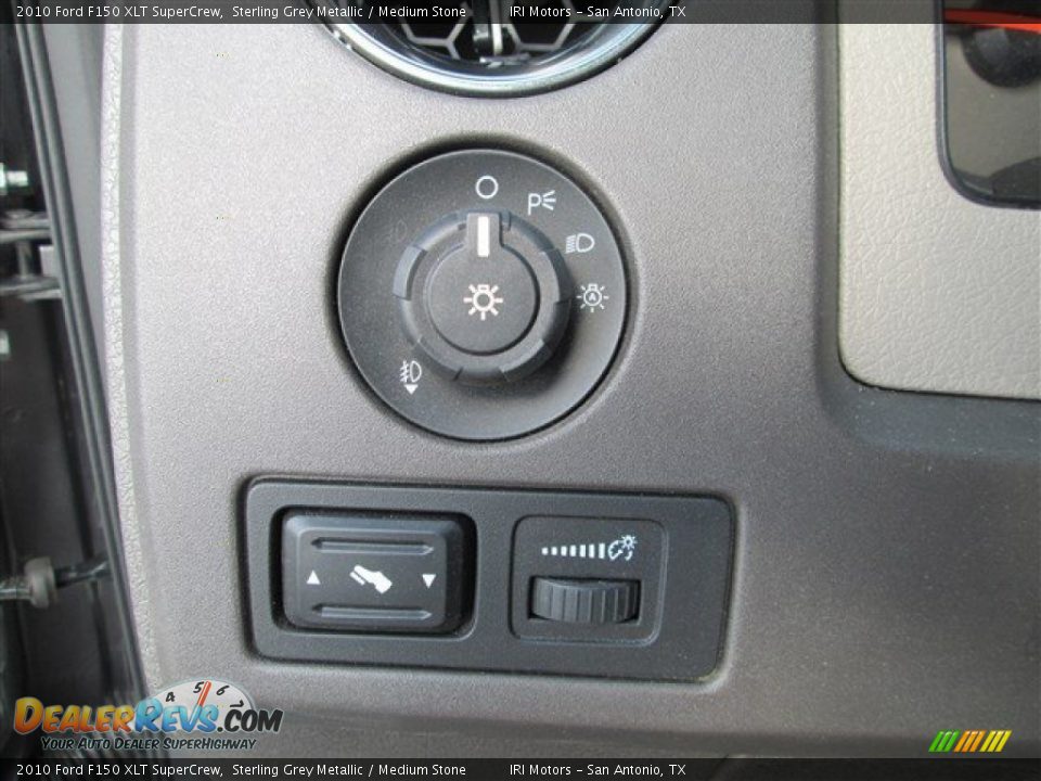 2010 Ford F150 XLT SuperCrew Sterling Grey Metallic / Medium Stone Photo #17