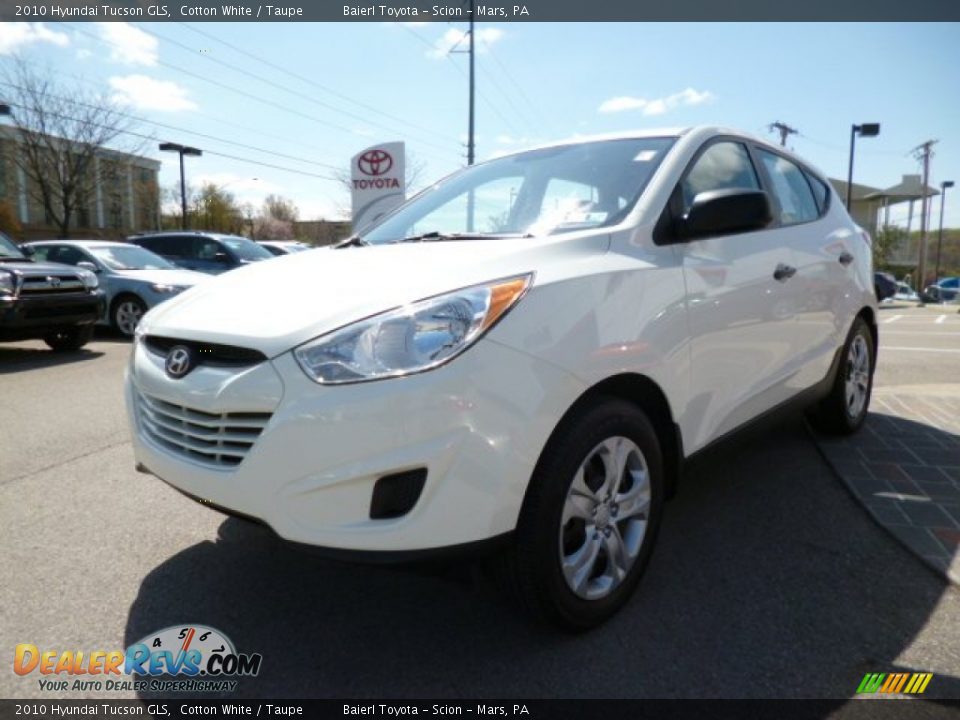 2010 Hyundai Tucson GLS Cotton White / Taupe Photo #3