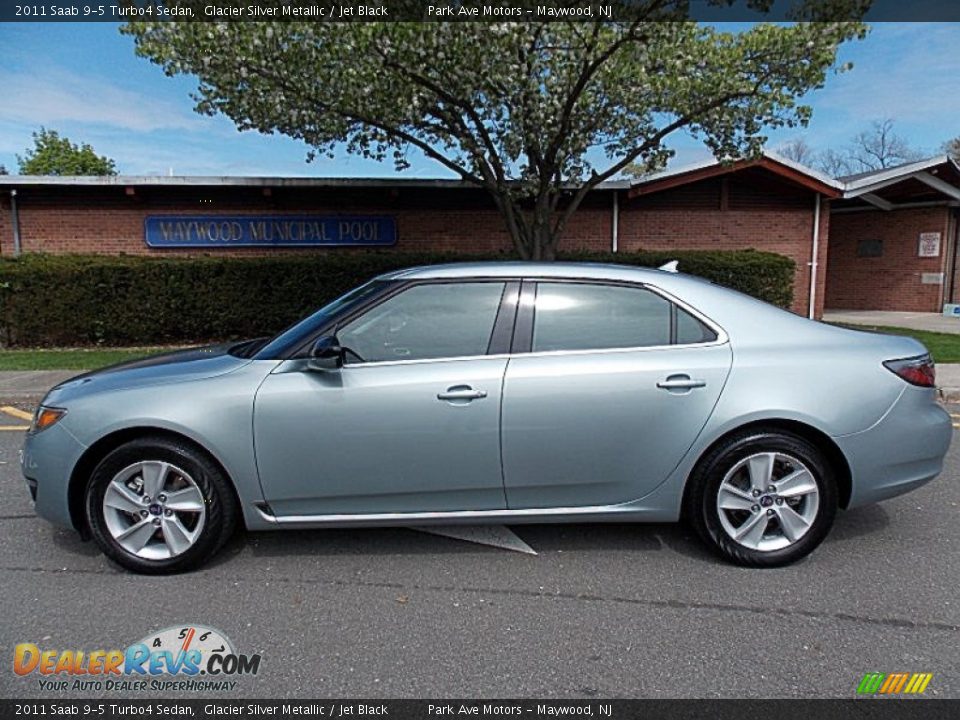 2011 Saab 9-5 Turbo4 Sedan Glacier Silver Metallic / Jet Black Photo #2