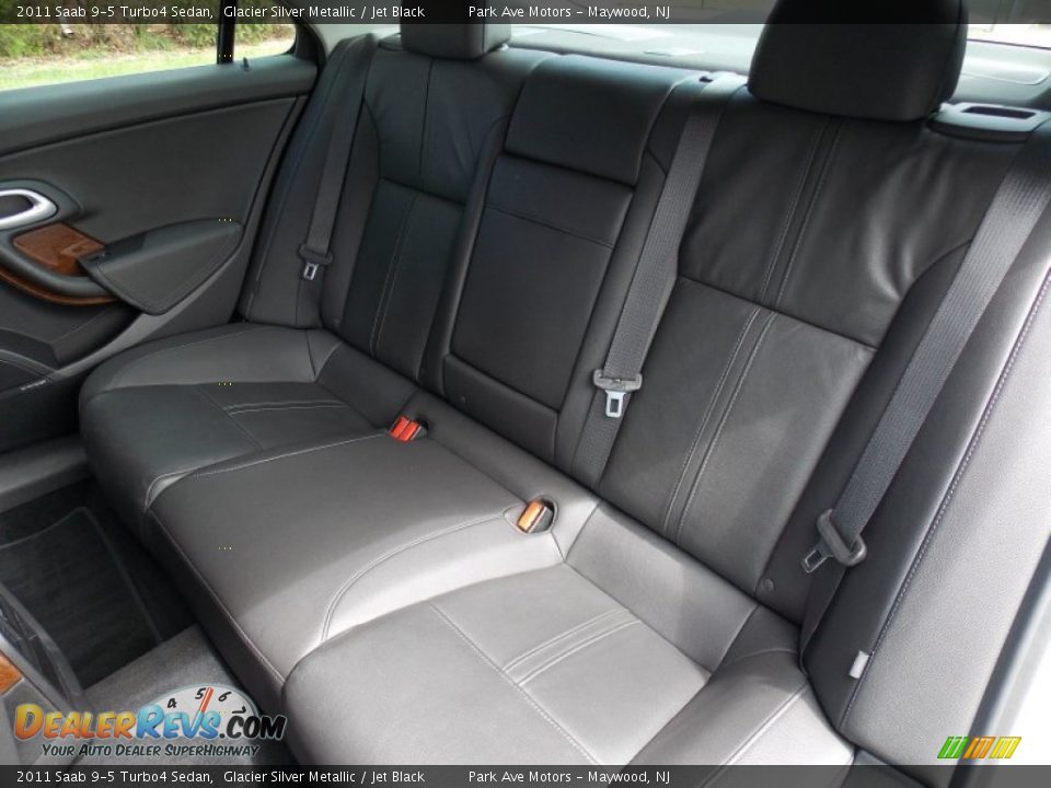 2011 Saab 9-5 Turbo4 Sedan Glacier Silver Metallic / Jet Black Photo #15