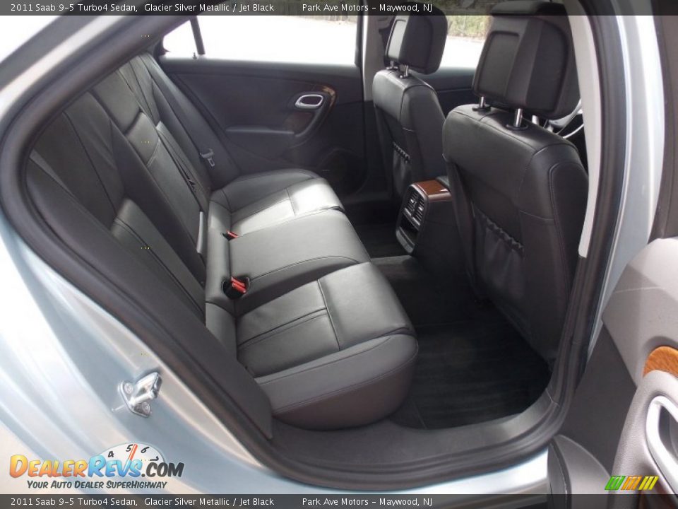 2011 Saab 9-5 Turbo4 Sedan Glacier Silver Metallic / Jet Black Photo #23