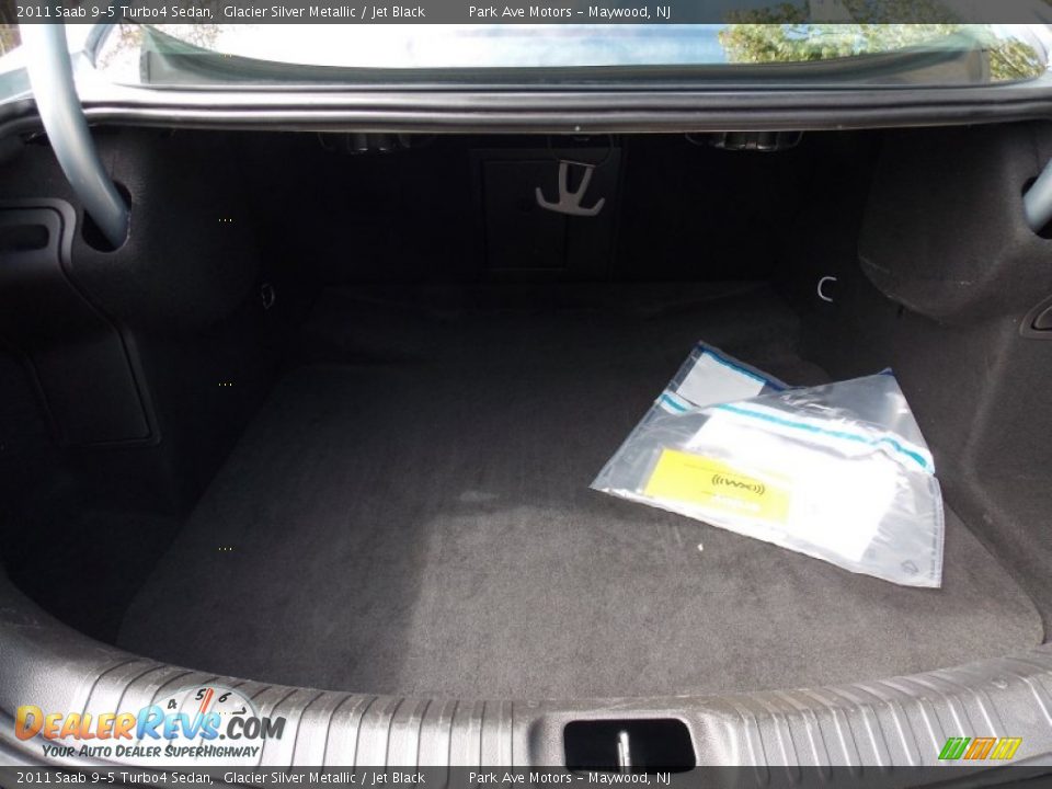 2011 Saab 9-5 Turbo4 Sedan Glacier Silver Metallic / Jet Black Photo #24