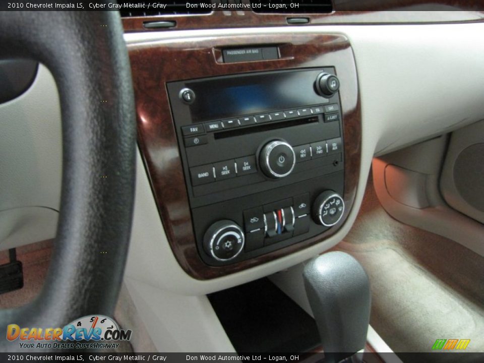 2010 Chevrolet Impala LS Cyber Gray Metallic / Gray Photo #20