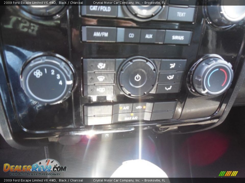 2009 Ford Escape Limited V6 4WD Black / Charcoal Photo #21