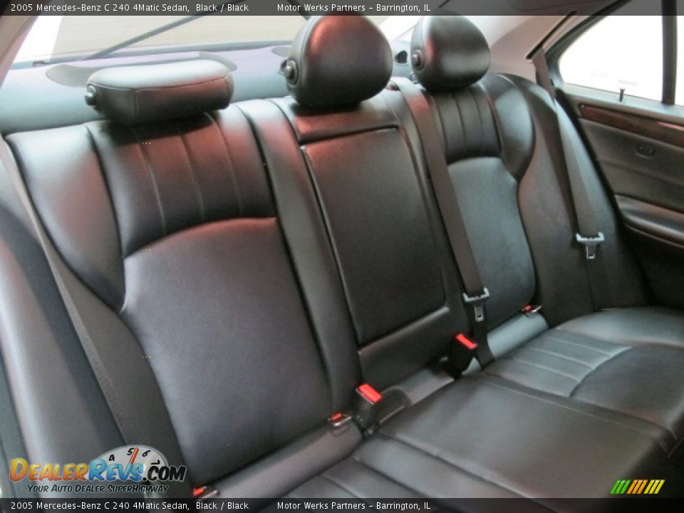 2005 Mercedes-Benz C 240 4Matic Sedan Black / Black Photo #20