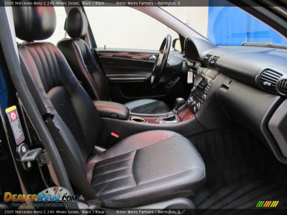 2005 Mercedes-Benz C 240 4Matic Sedan Black / Black Photo #21