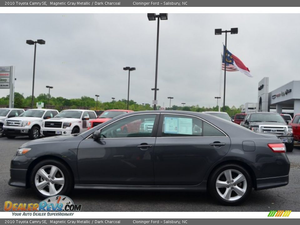 Magnetic Gray Metallic 2010 Toyota Camry SE Photo #5