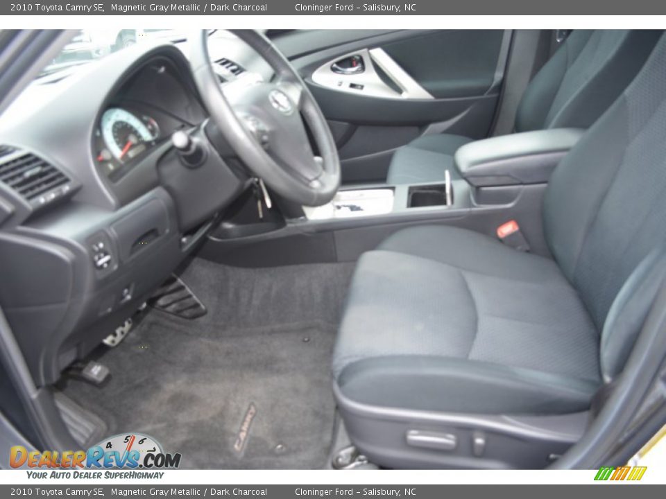 2010 Toyota Camry SE Magnetic Gray Metallic / Dark Charcoal Photo #9