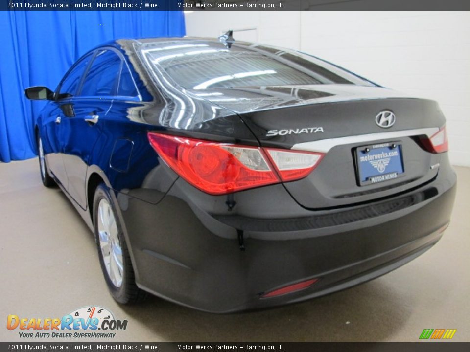2011 Hyundai Sonata Limited Midnight Black / Wine Photo #5