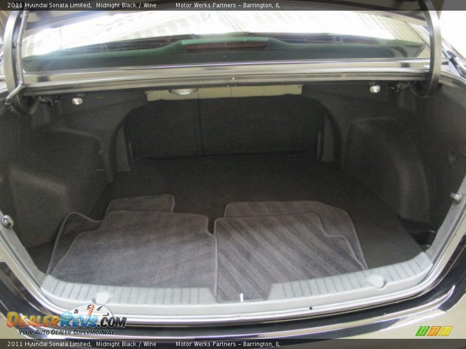 2011 Hyundai Sonata Limited Midnight Black / Wine Photo #9