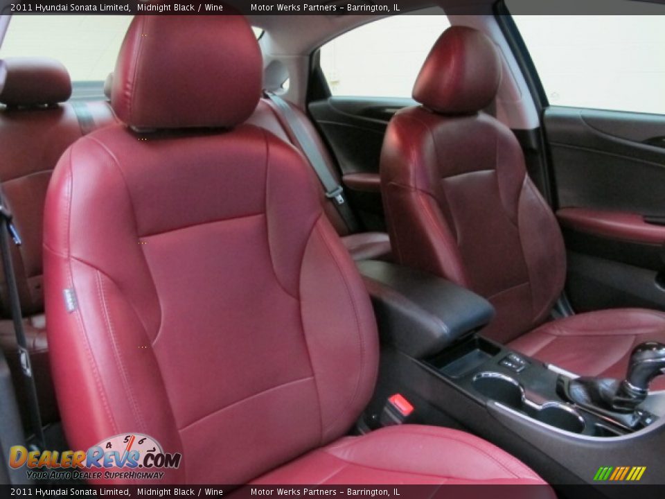 2011 Hyundai Sonata Limited Midnight Black / Wine Photo #22