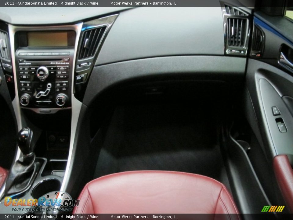 2011 Hyundai Sonata Limited Midnight Black / Wine Photo #24