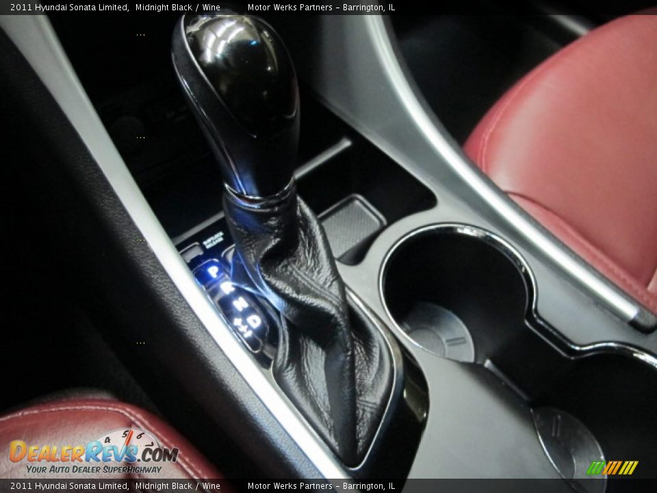 2011 Hyundai Sonata Limited Midnight Black / Wine Photo #30