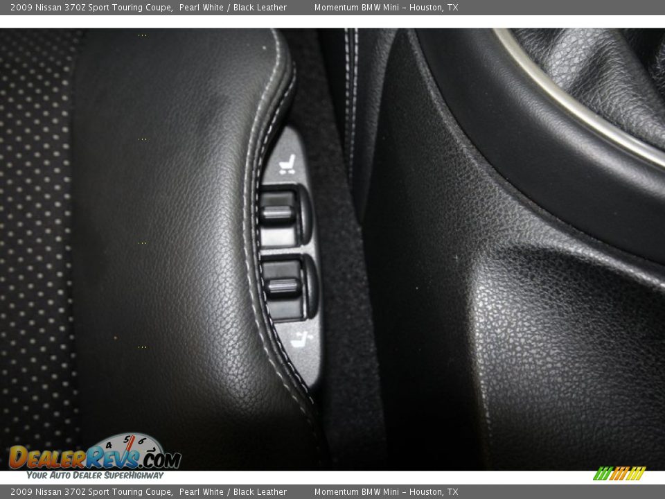 2009 Nissan 370Z Sport Touring Coupe Pearl White / Black Leather Photo #17