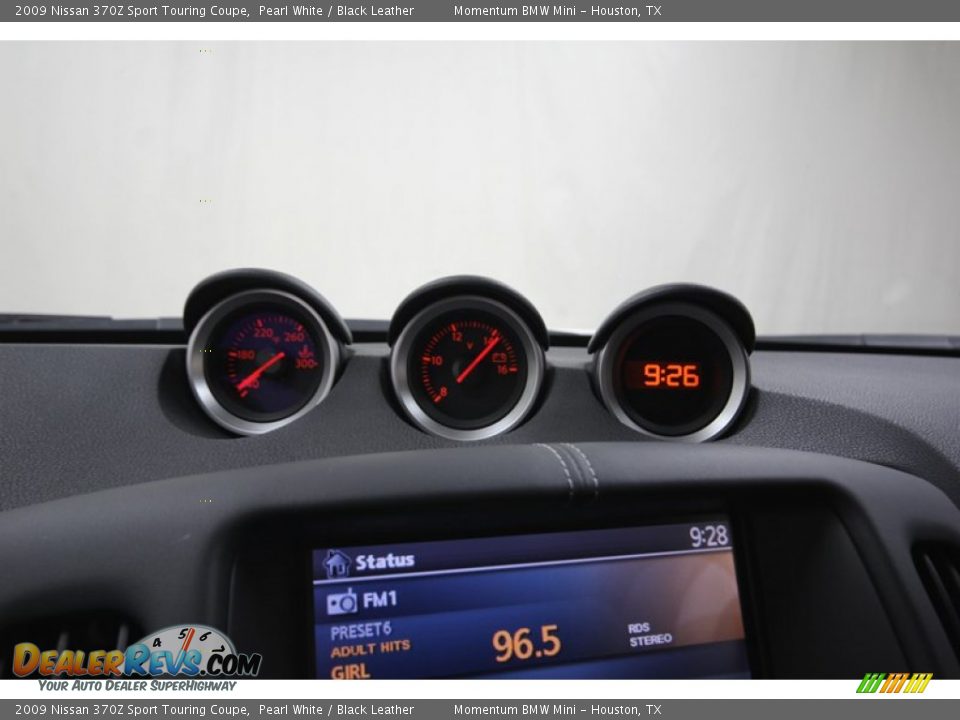 2009 Nissan 370Z Sport Touring Coupe Pearl White / Black Leather Photo #20