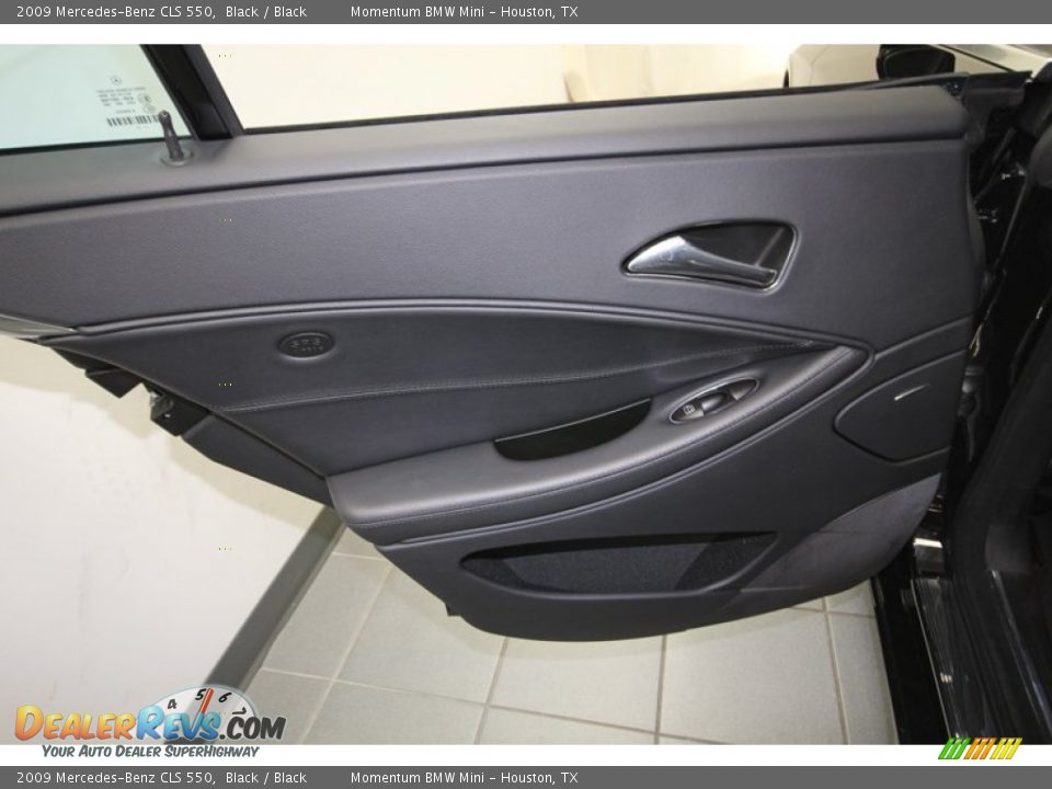 2009 Mercedes-Benz CLS 550 Black / Black Photo #28