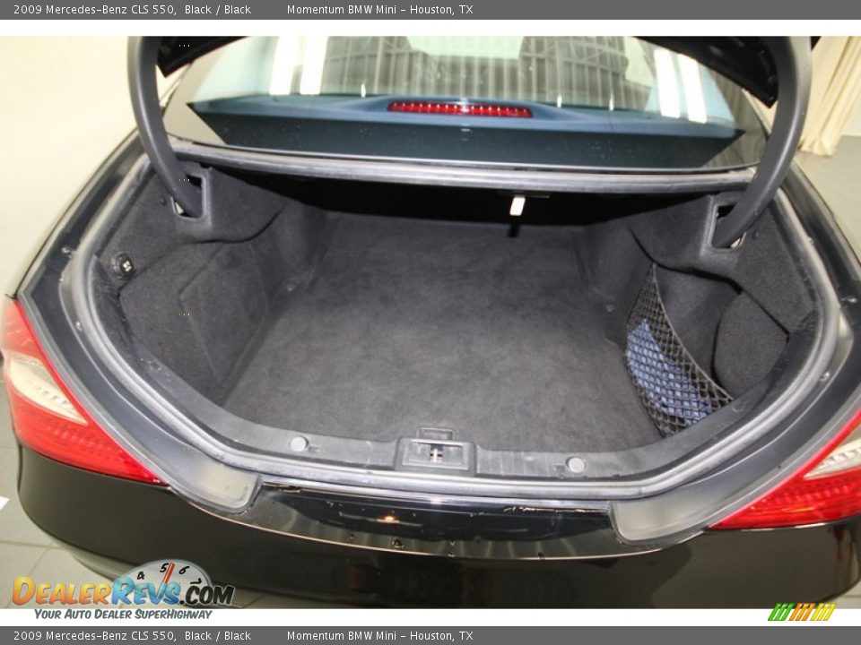 2009 Mercedes-Benz CLS 550 Black / Black Photo #32