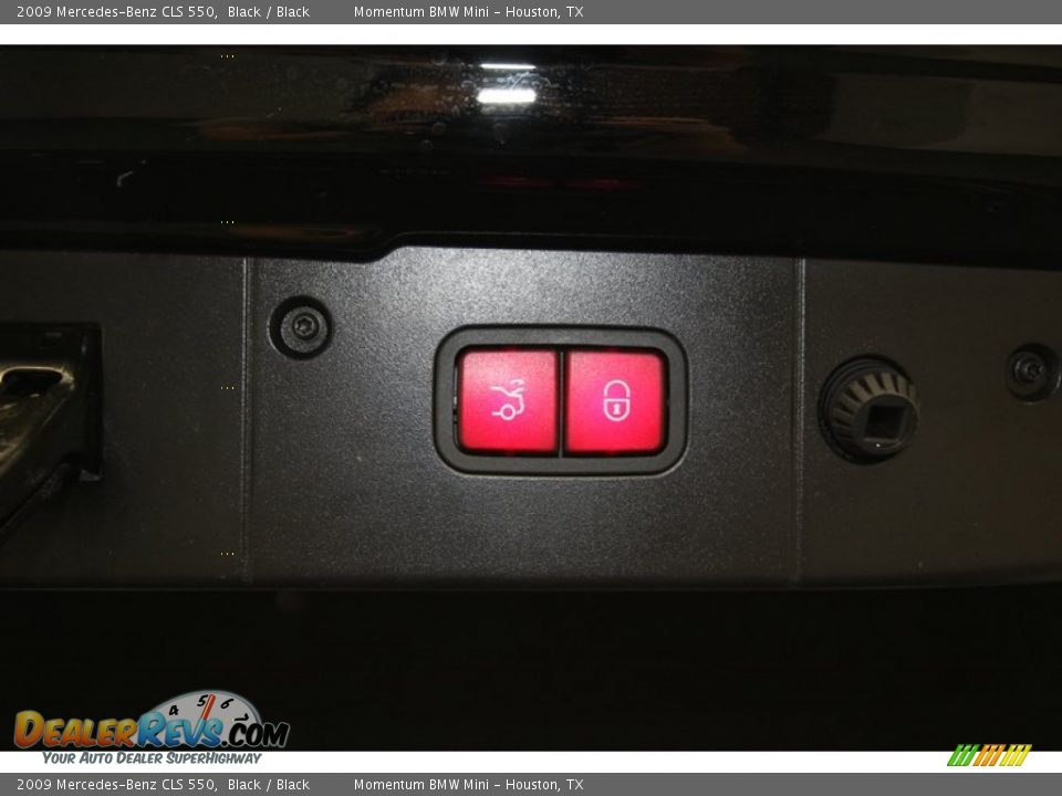 2009 Mercedes-Benz CLS 550 Black / Black Photo #33