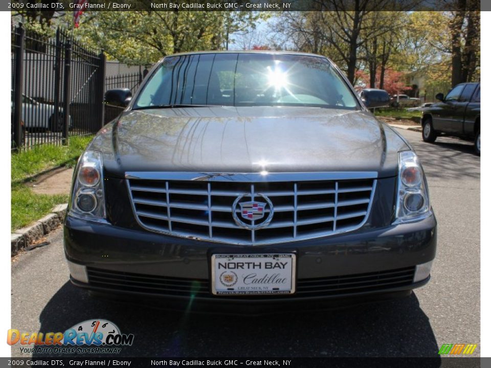 2009 Cadillac DTS Gray Flannel / Ebony Photo #2