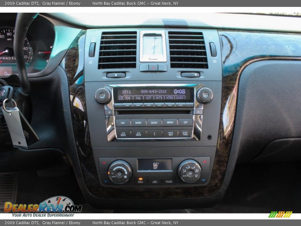 2009 Cadillac DTS Gray Flannel / Ebony Photo #22