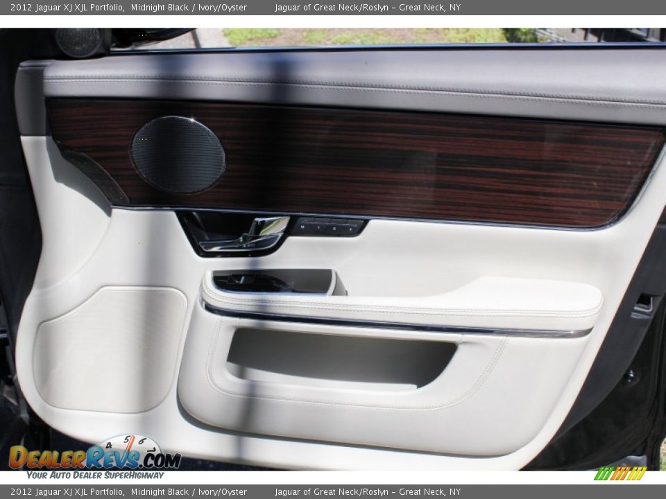 2012 Jaguar XJ XJL Portfolio Midnight Black / Ivory/Oyster Photo #9