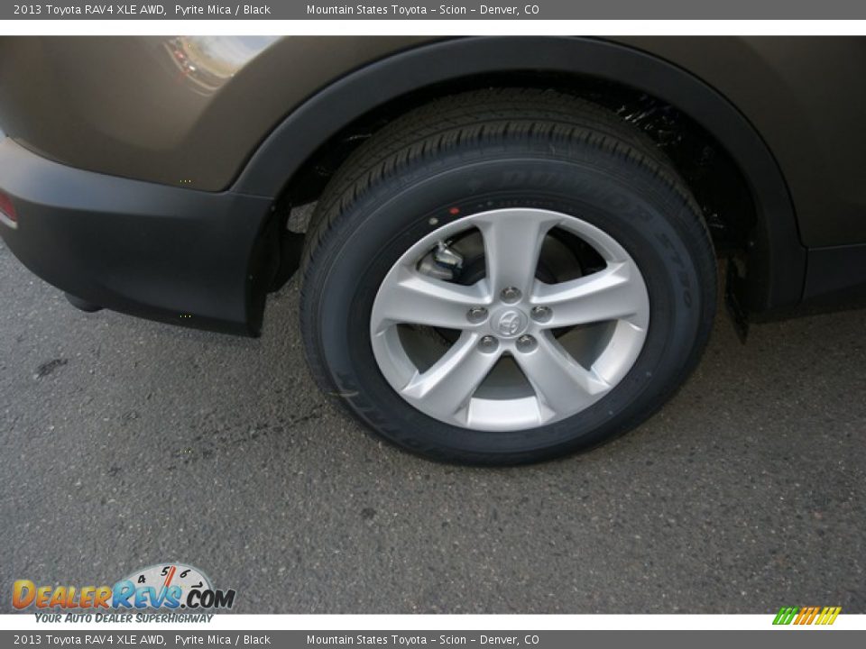2013 Toyota RAV4 XLE AWD Pyrite Mica / Black Photo #9