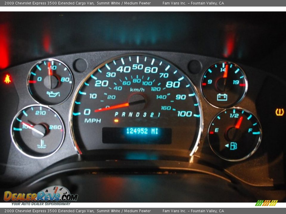 2009 Chevrolet Express 3500 Extended Cargo Van Summit White / Medium Pewter Photo #15