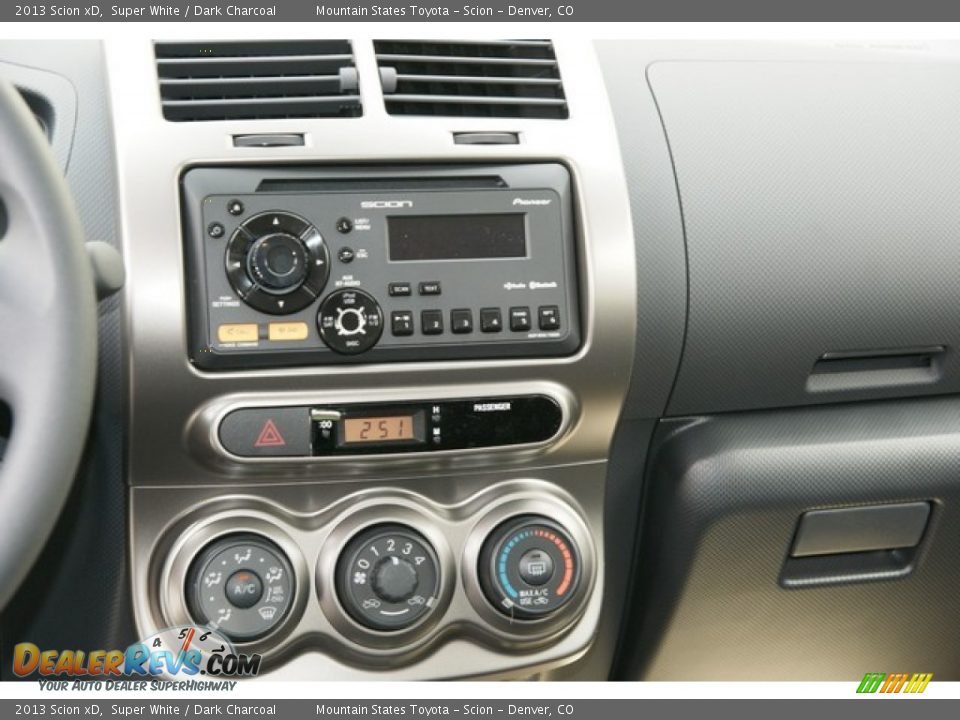 Controls of 2013 Scion xD  Photo #6