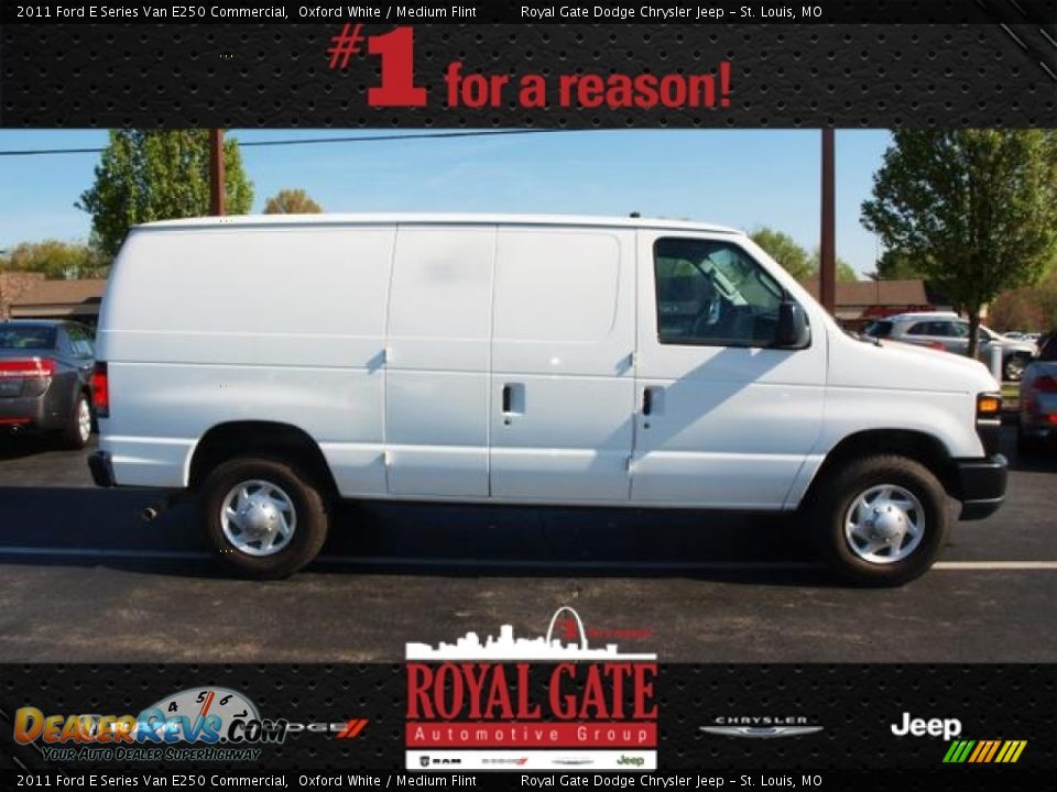 2011 Ford E Series Van E250 Commercial Oxford White / Medium Flint Photo #1