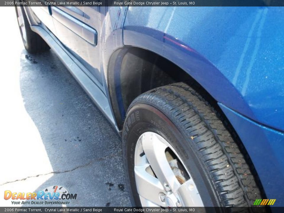 2006 Pontiac Torrent Crystal Lake Metallic / Sand Beige Photo #4