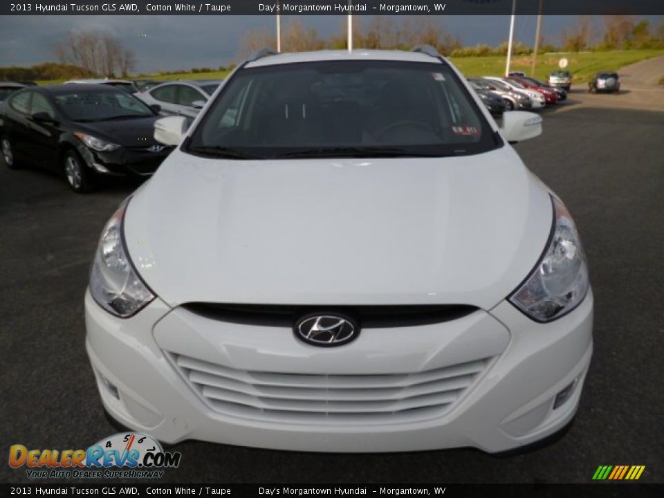 2013 Hyundai Tucson GLS AWD Cotton White / Taupe Photo #2