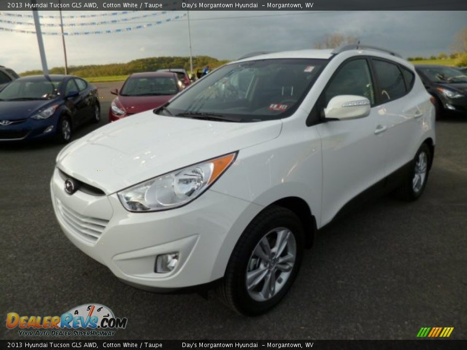 2013 Hyundai Tucson GLS AWD Cotton White / Taupe Photo #3