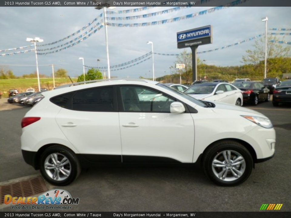 2013 Hyundai Tucson GLS AWD Cotton White / Taupe Photo #8