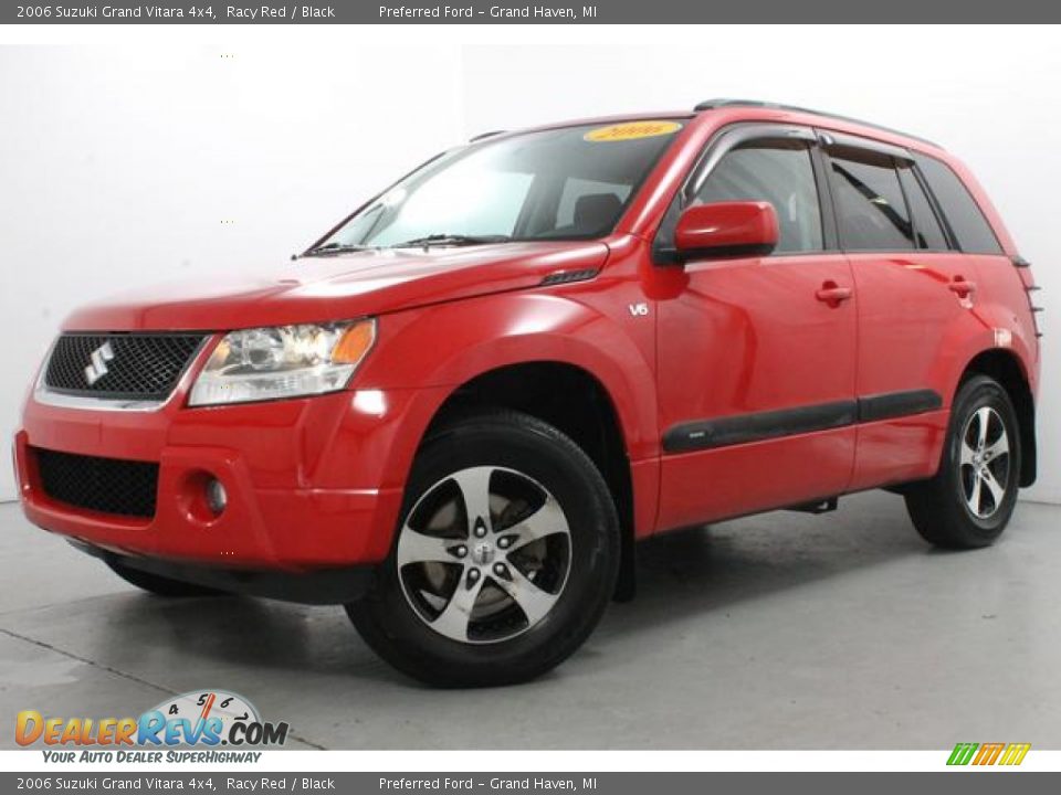 Front 3/4 View of 2006 Suzuki Grand Vitara 4x4 Photo #1