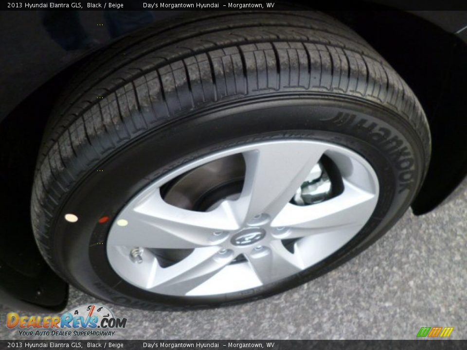 2013 Hyundai Elantra GLS Black / Beige Photo #9