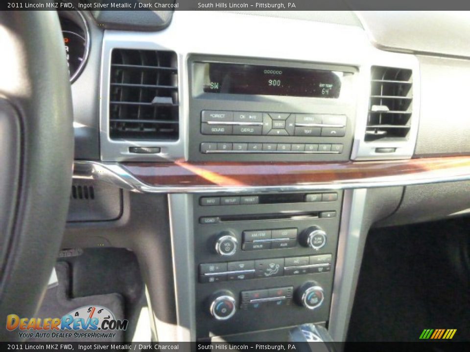 2011 Lincoln MKZ FWD Ingot Silver Metallic / Dark Charcoal Photo #23