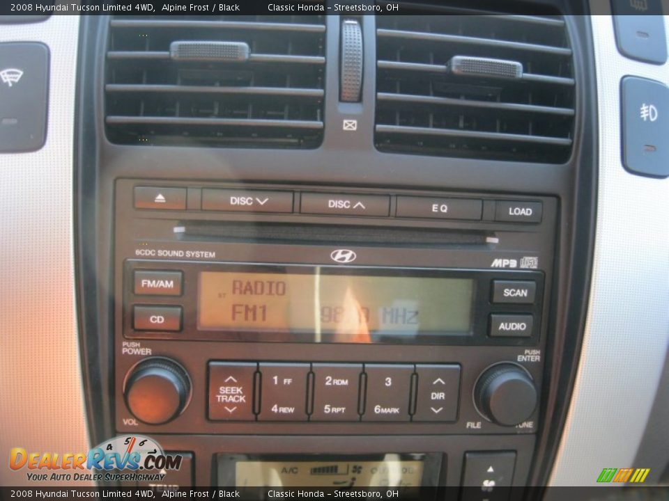 2008 Hyundai Tucson Limited 4WD Alpine Frost / Black Photo #22