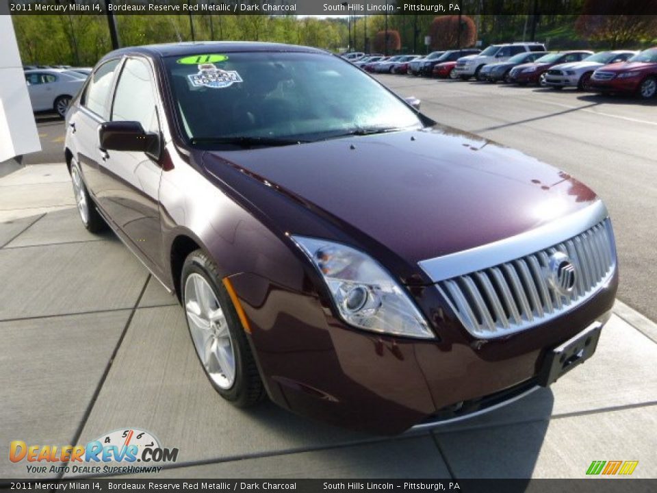 Front 3/4 View of 2011 Mercury Milan I4 Photo #7