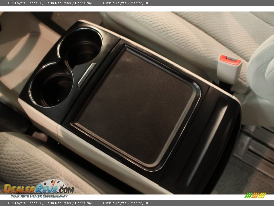 2012 Toyota Sienna LE Salsa Red Pearl / Light Gray Photo #12